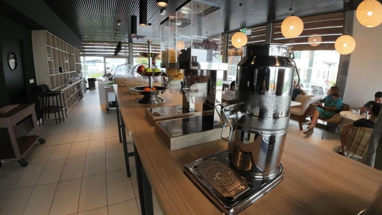Ibis Styles Mayotte Aeroport Pamandzi Luaran gambar